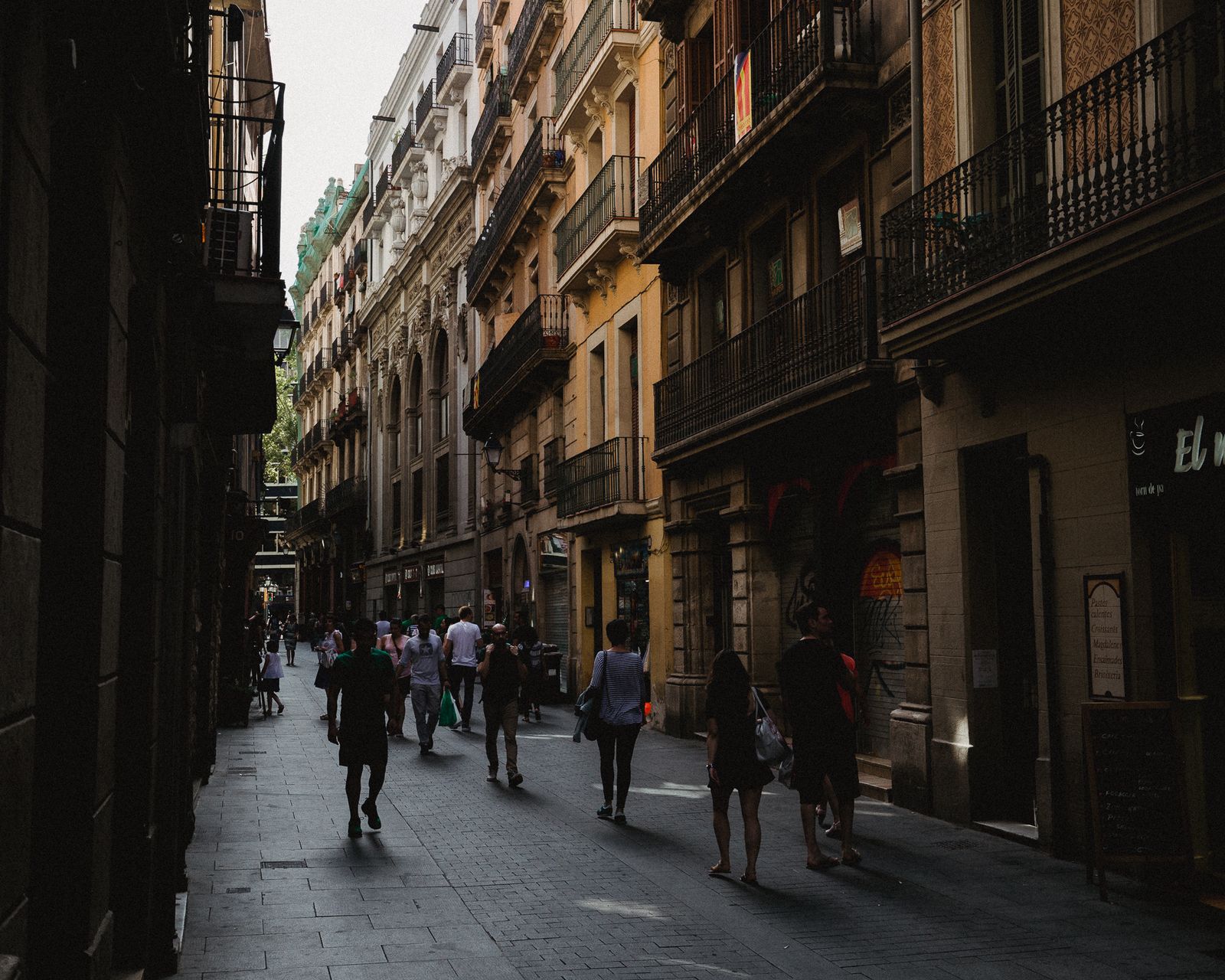 Street photography in Barcelona