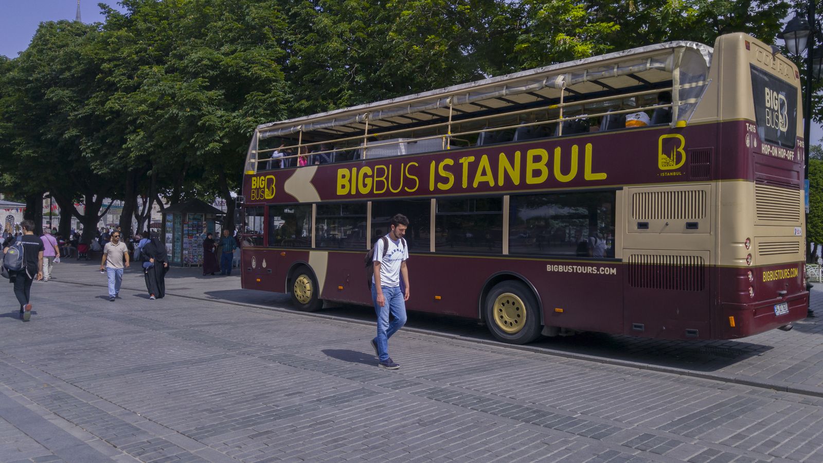 Street scene in Istanbul
