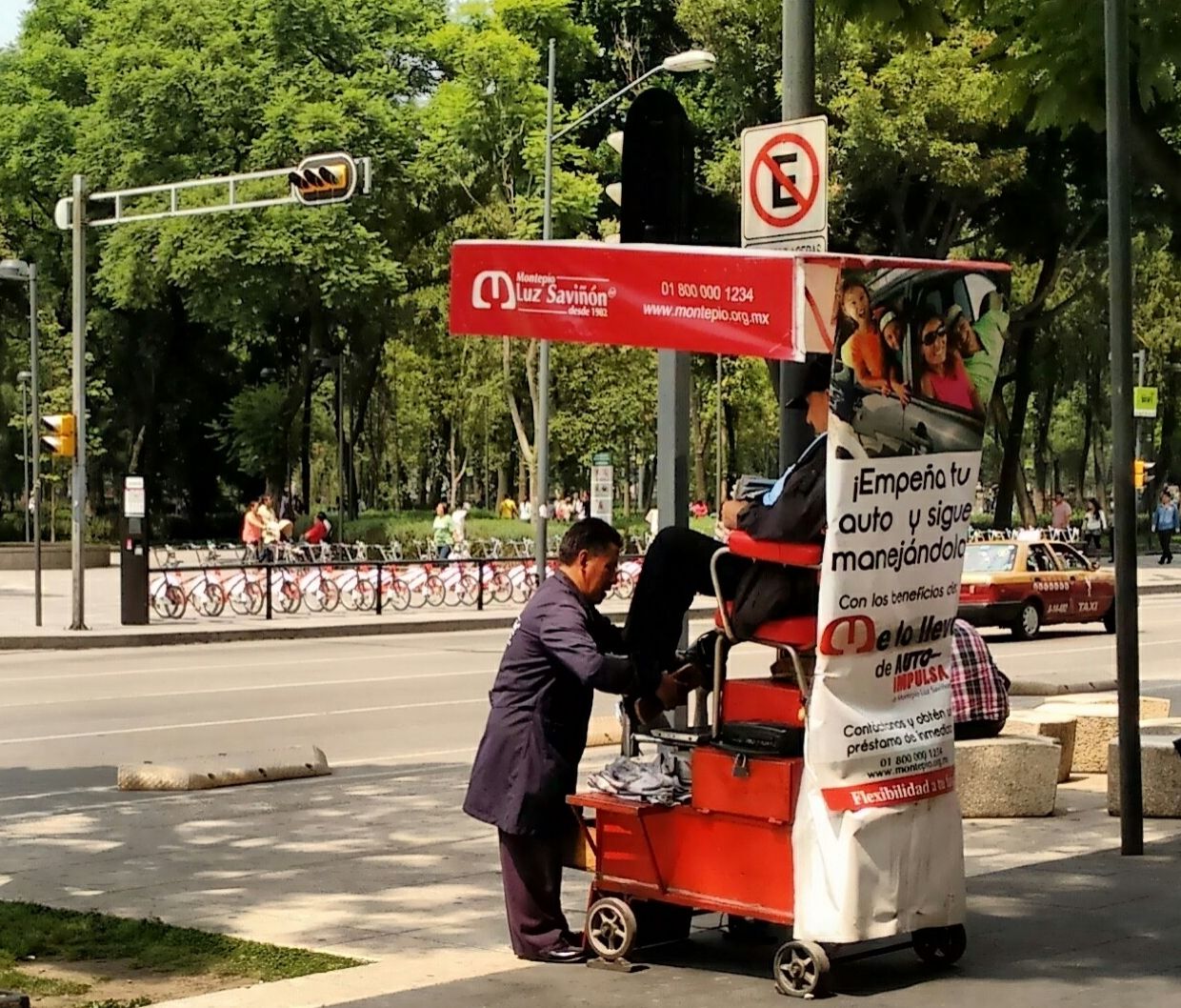 Street scene in Mexico City