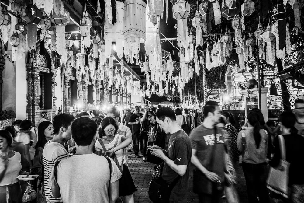Street photography in Chiang Mai by Olivier Duong