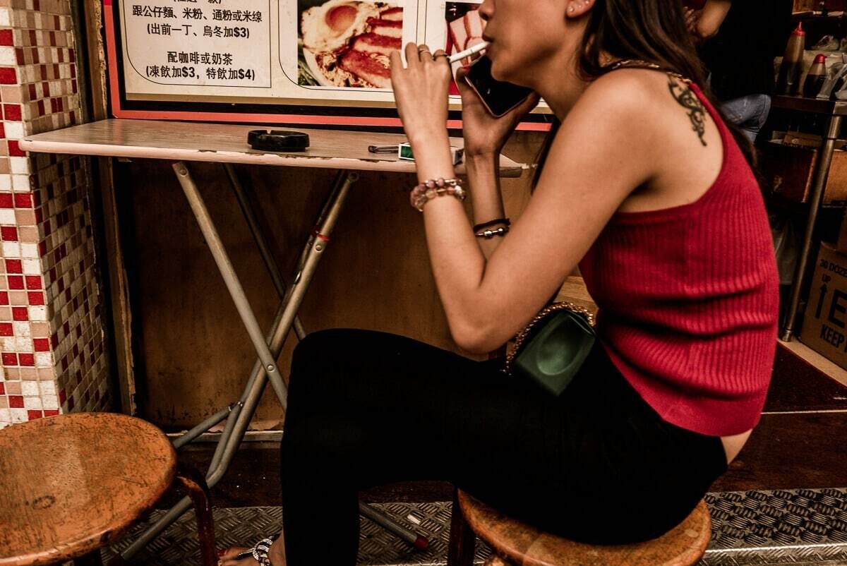 Street photo by Olivier Duong, Hong Kong