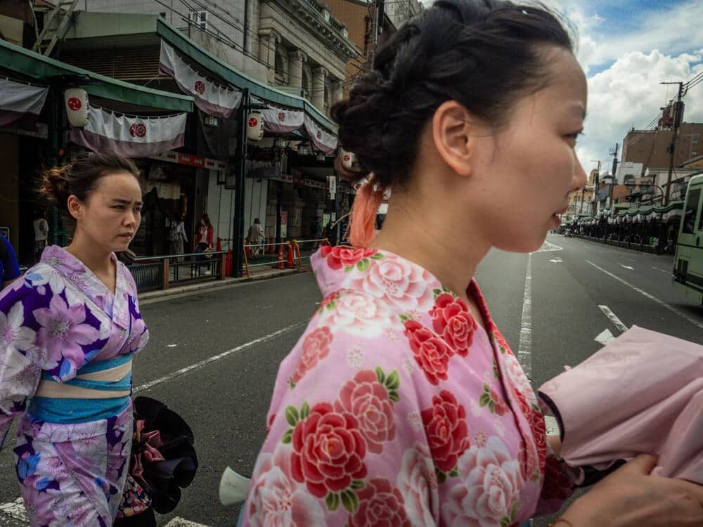 Street photo by Olivier Duong, Kyoto