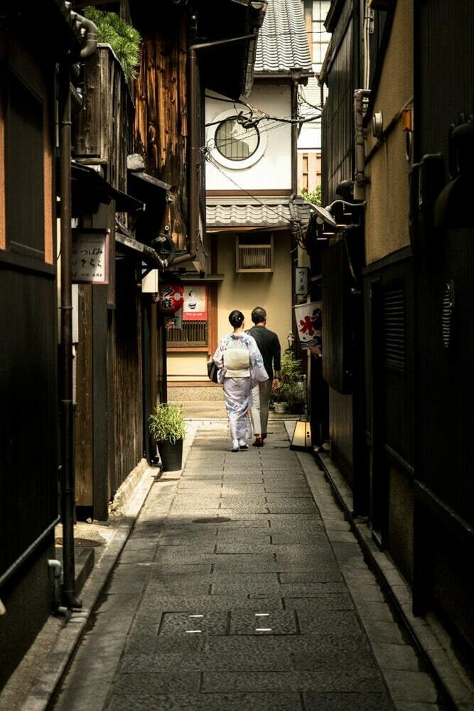 Street photo by Olivier Duong, Kyoto