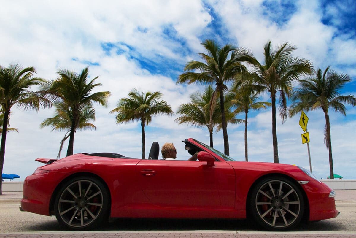 Street photo by Olivier Duong, Miami