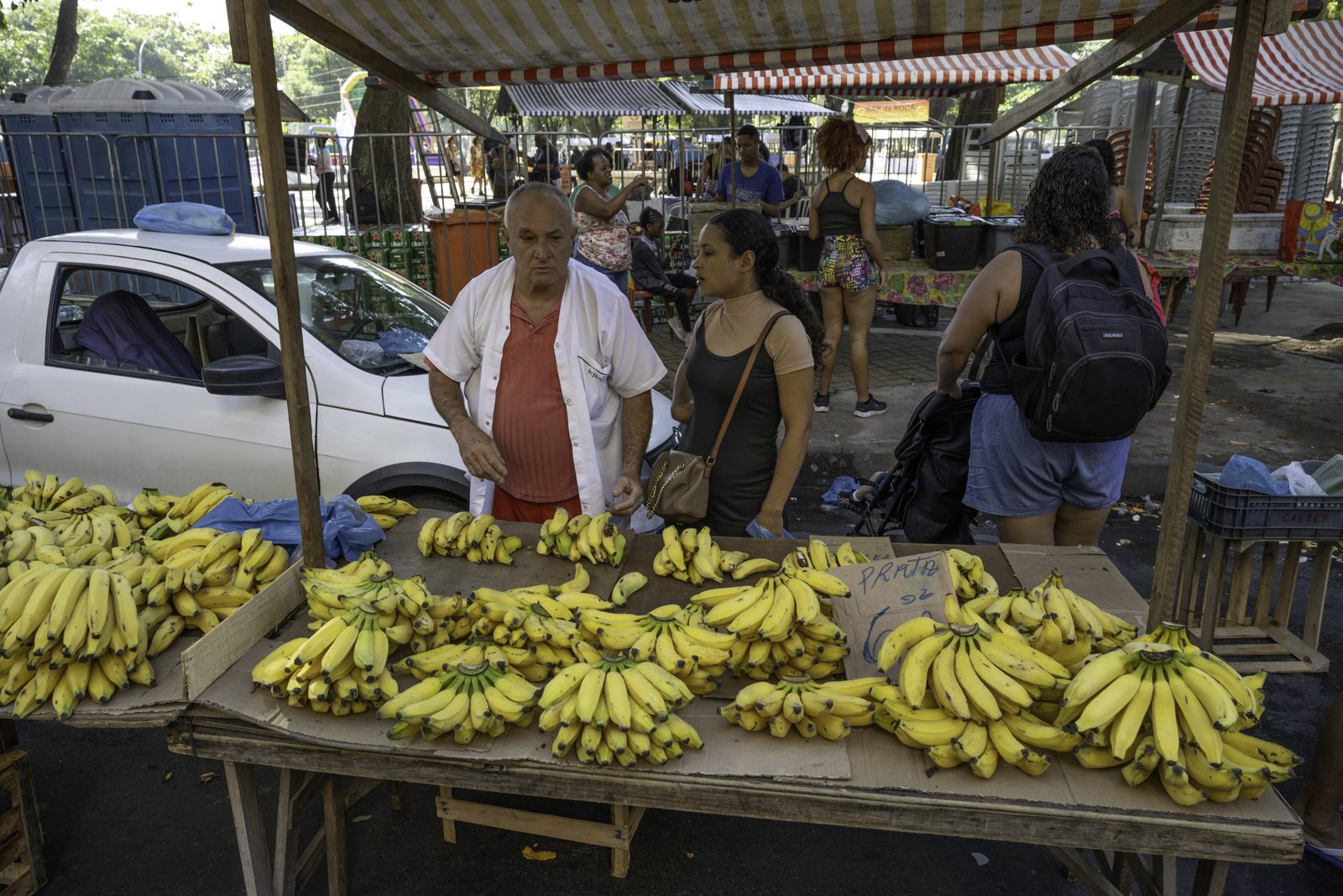 Street scene in Rio de Janeiro