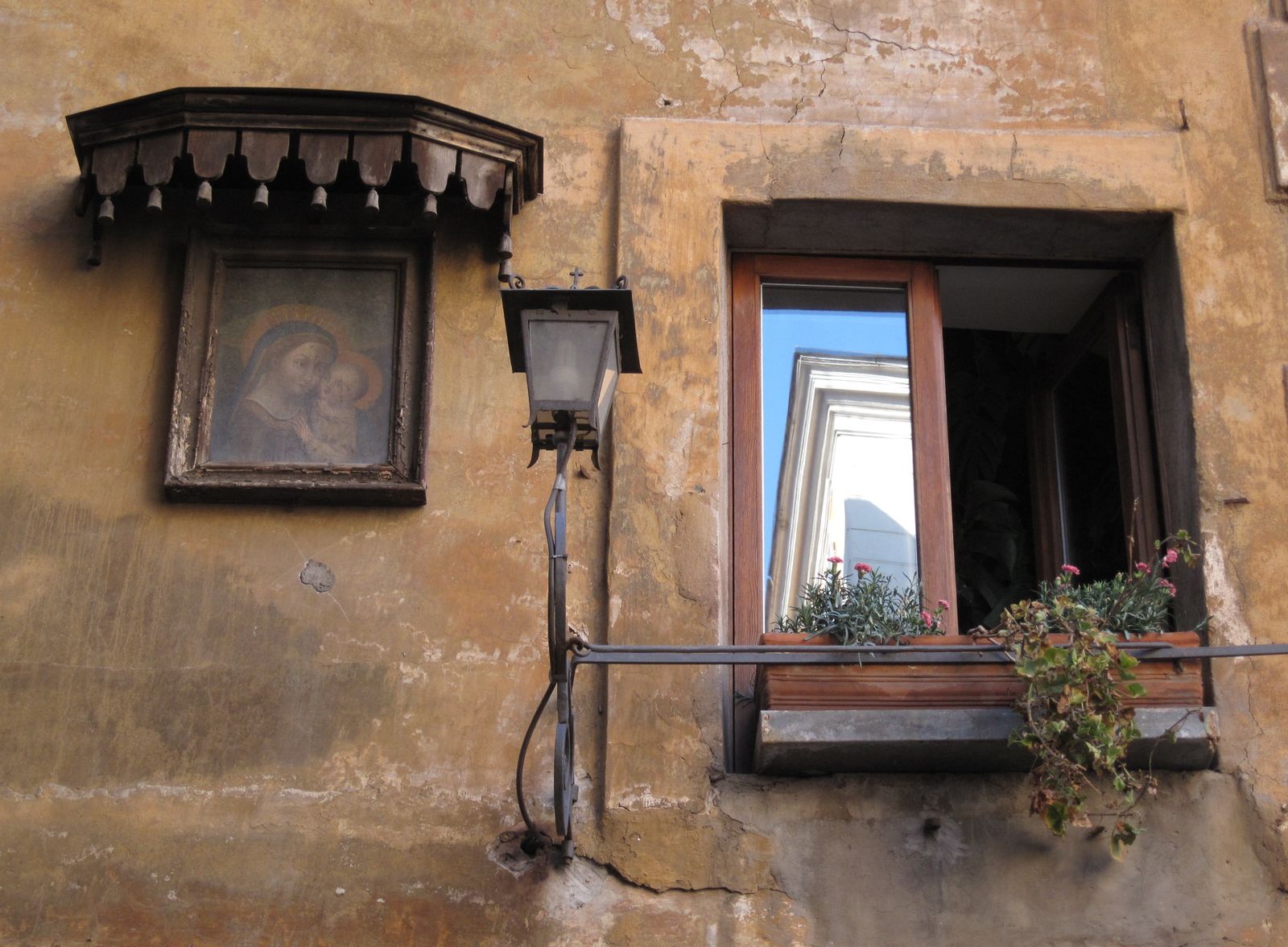 Street photography in Rome